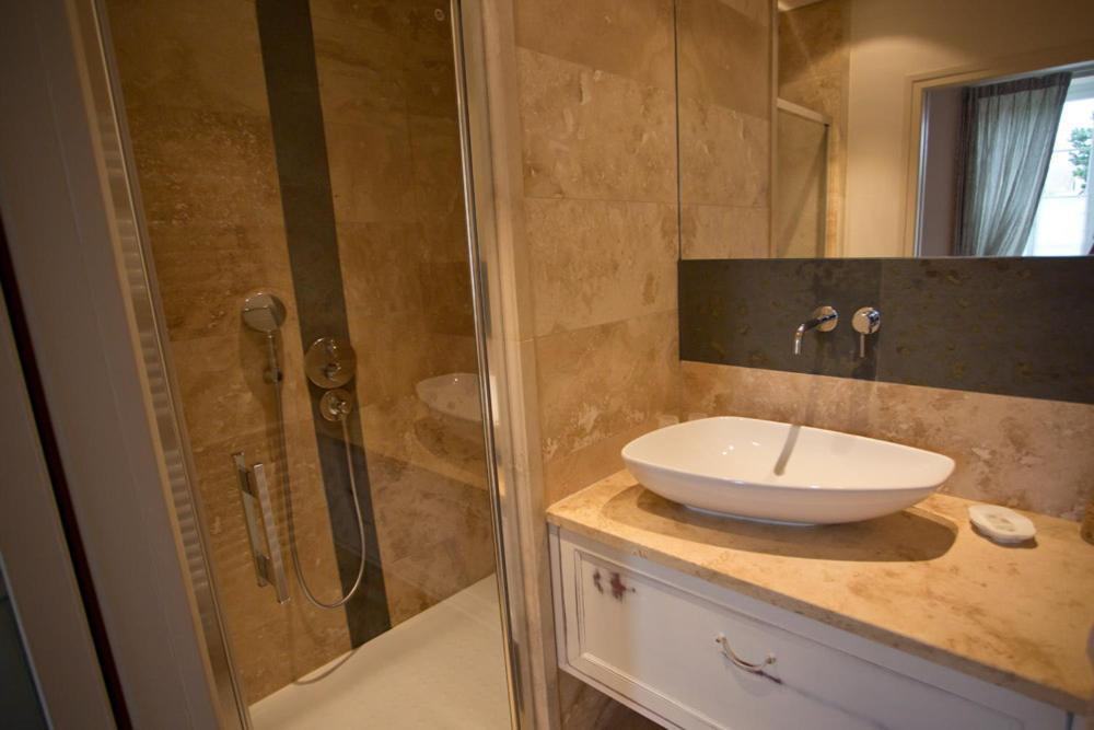 Domaine Violot-Guillemard Bed & Breakfast Pommard Exterior photo